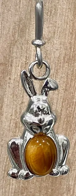 Pendentif Lapin en Œil de Tigre