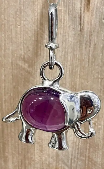 Pendentif Eléphant en Améthyste