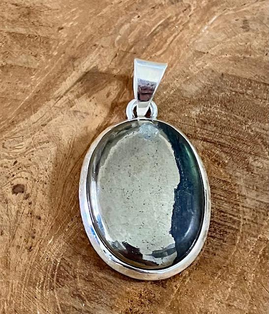 Pendentif Pyrite sur Magnétite en Argent 925